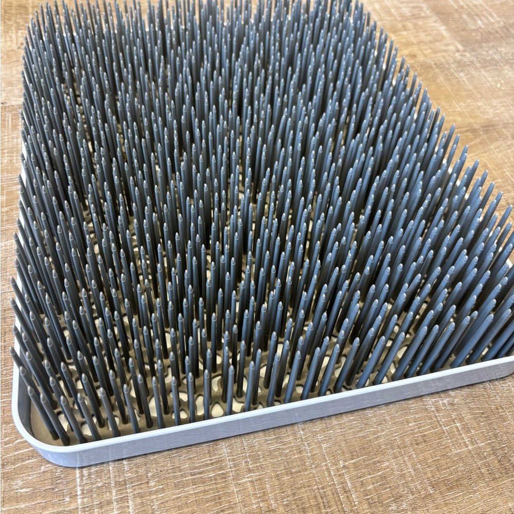 Gray Bottle Drying Mat